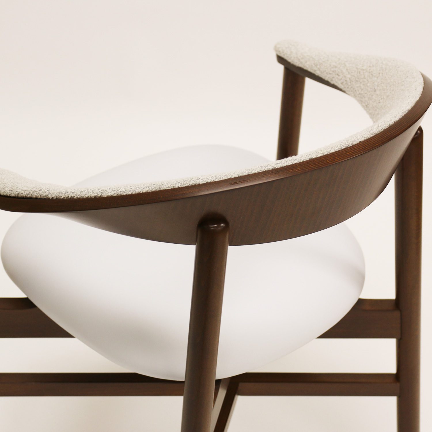 Ira Armchair - Image 5